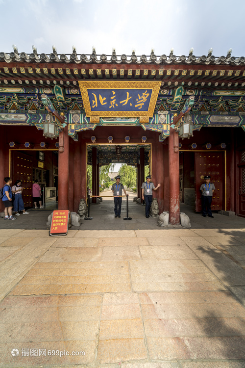 北京大學校門攝影服務全攻略 如何拍出紀念性的校園打卡照